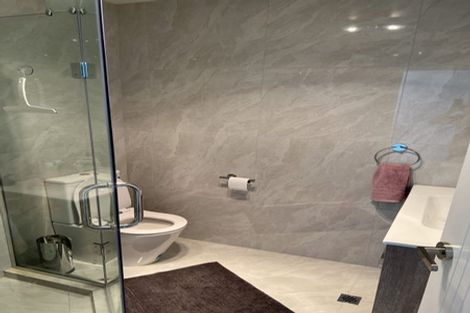 Photo of property in 17b Craigbank Avenue, New Lynn, Auckland, 0600