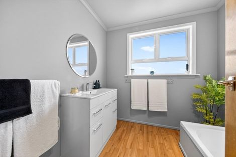 Photo of property in 26 Wavell Crescent, Lansdowne, Masterton, 5810