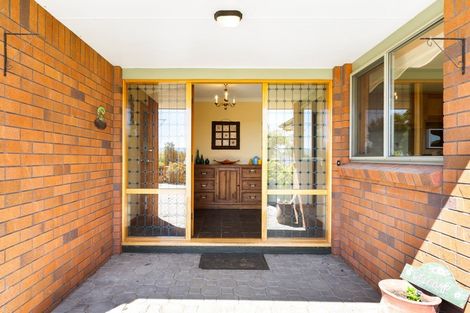 Photo of property in 4a Chatham Street, Waihola, Milton, 9073