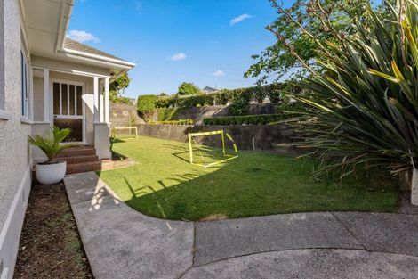 Photo of property in 384 Devon Street West, Lynmouth, New Plymouth, 4310