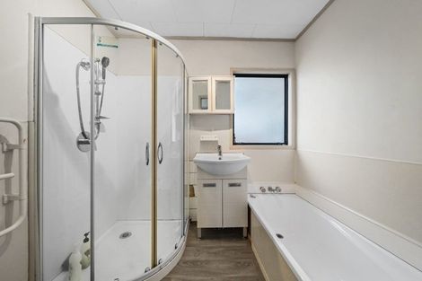 Photo of property in 13 Melleray Place, Randwick Park, Auckland, 2105