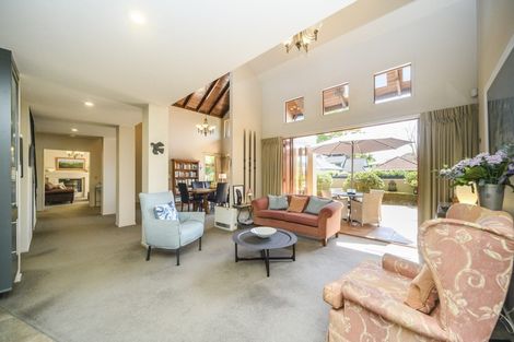 Photo of property in 17 Montgomery Terrace, Hokowhitu, Palmerston North, 4410