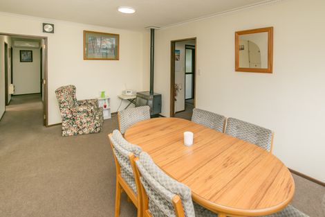 Photo of property in 2/105 Aorangi Road, Bryndwr, Christchurch, 8053