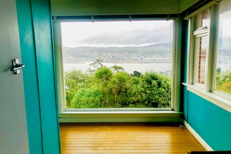 Photo of property in 52 Shandon Road, Vauxhall, Dunedin, 9013