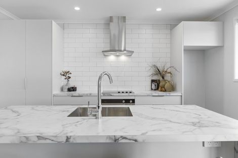 Photo of property in 64 Fernbrook Drive, Hurworth, New Plymouth, 4310