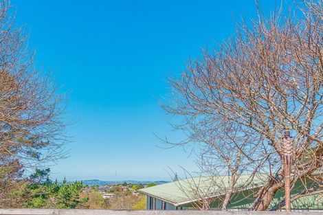 Photo of property in 2a/231 Don Buck Road, Massey, Auckland, 0614