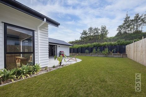 Photo of property in 83 Vinistra Road, Kumeu, 0810