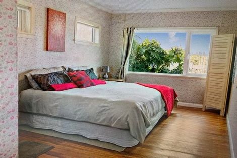 Photo of property in 7 Sylvan Avenue, Northcote, Auckland, 0627