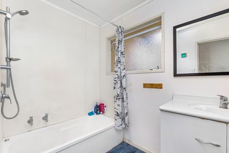 Photo of property in 4 Mckinley Place, Nawton, Hamilton, 3200