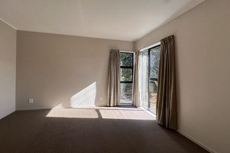 Photo of property in 16 Shearwater Street, One Tree Point, 0118