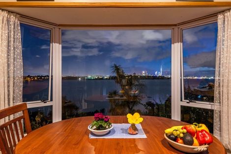 Photo of property in 109a Norwood Road, Bayswater, Auckland, 0622