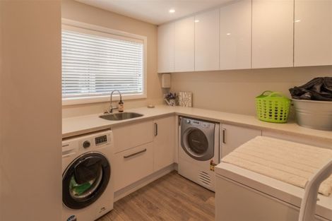 Photo of property in 12 Settlers Hill, Akaroa, 7520