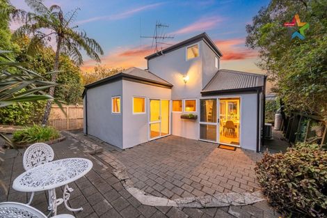 Photo of property in 2/196 Dowse Drive, Maungaraki, Lower Hutt, 5010