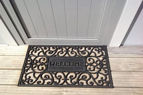 Photo of property in 73 Sixth Avenue, Urenui, 4377