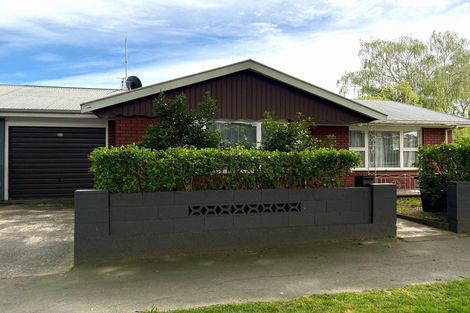 Photo of property in 1/2 Holliss Avenue, Cashmere, Christchurch, 8022