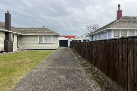 Photo of property in 10 Norfolk Street, Levin, 5510