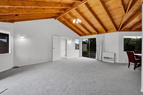 Photo of property in 33 Nikau Street, Inglewood, 4330