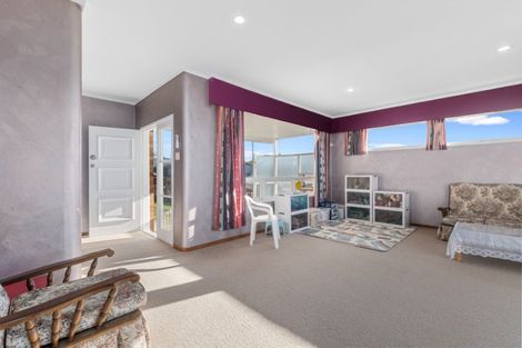 Photo of property in 46 Oxford Street, Te Puke, 3119
