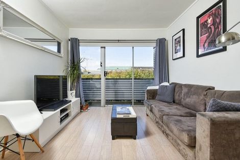 Photo of property in 7/11 Kingsway Avenue, Sandringham, Auckland, 1025