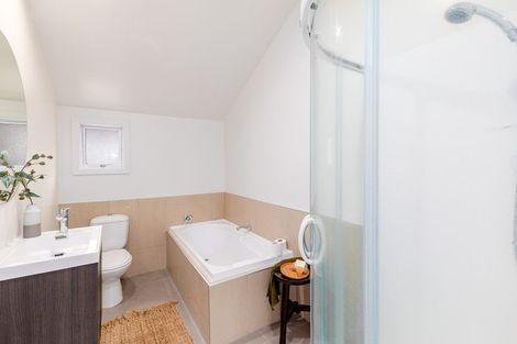 Photo of property in 384 Marine Parade, South New Brighton, Christchurch, 8062