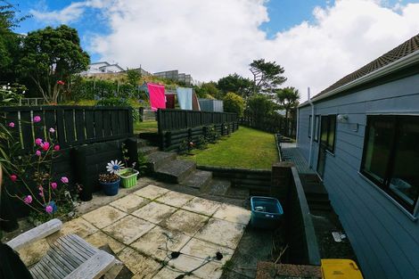 Photo of property in 154 Mark Avenue, Grenada Village, Wellington, 6037