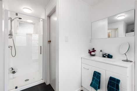 Photo of property in 58 Conclusion Street, Ascot Park, Porirua, 5024