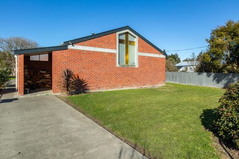 Photo of property in 3 Bristol Street, Pareora, 7912