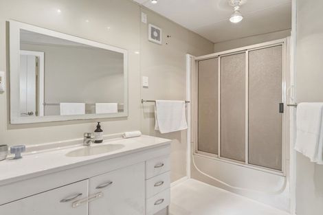 Photo of property in 63 Woodhaugh Street, Woodhaugh, Dunedin, 9010