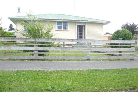 Photo of property in 1 Hamilton Street, Pahiatua, 4910