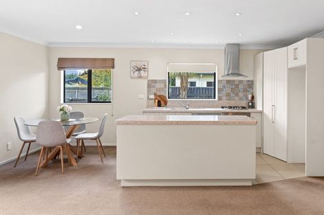 Photo of property in 144a Winchester Street, Levin, 5510