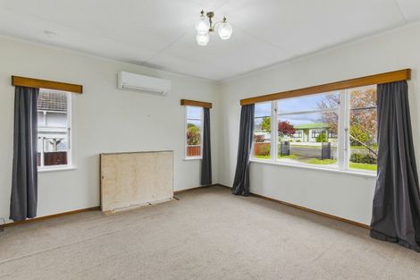 Photo of property in 18 Hannan Street, Levin, 5510