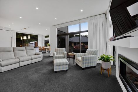 Photo of property in 91a Karina Road, Merrilands, New Plymouth, 4312