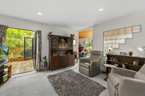 Photo of property in 28 Oceanbeach Road, Mount Maunganui, 3116