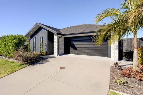 Photo of property in 15 Kanapa Close, Papamoa, 3118