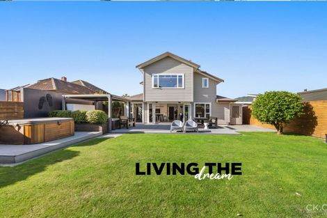 Photo of property in 20 Saint James Avenue, Boulcott, Lower Hutt, 5011