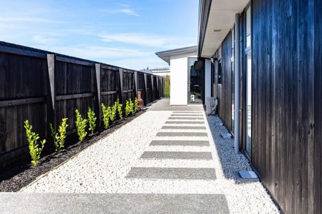 Photo of property in 37 Roys Street, Marshland, Christchurch, 8083