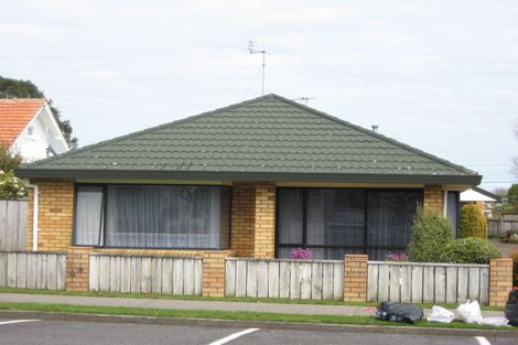 Photo of property in 1/20 Norman Street, Lower Vogeltown, New Plymouth, 4310