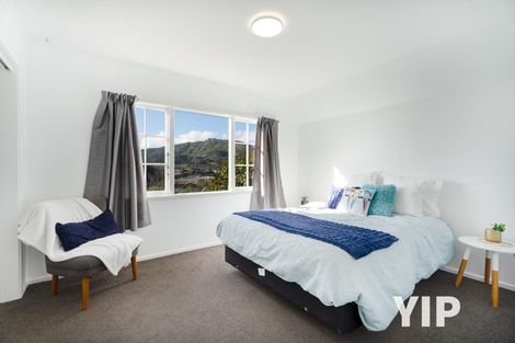 Photo of property in 12 Fyvie Avenue, Tawa, Wellington, 5028