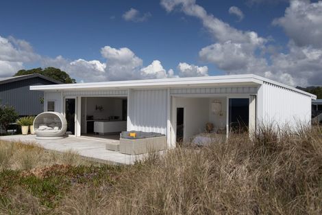 Photo of property in 61 Broadway Road, Waihi Beach, 3611