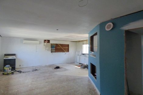Photo of property in 1a Wiremu Place, Blagdon, New Plymouth, 4310
