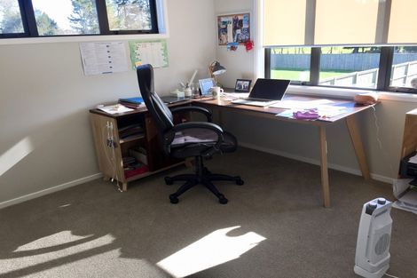 Photo of property in 17 Kahika Grove, Huapai, Kumeu, 0810