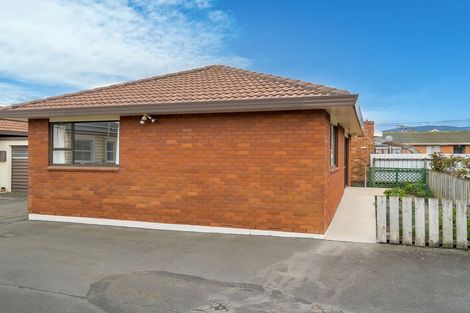 Photo of property in 2/5 Eskvale Street, Saint Kilda, Dunedin, 9012