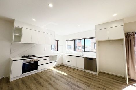 Photo of property in 28/59 Spring Street, Onehunga, Auckland, 1061