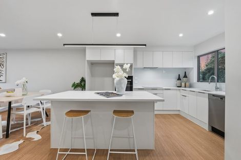 Photo of property in 72b Sycamore Drive, Sunnynook, Auckland, 0620