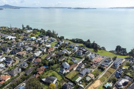 Photo of property in 2/75 Marine Parade, Mellons Bay, Auckland, 2014