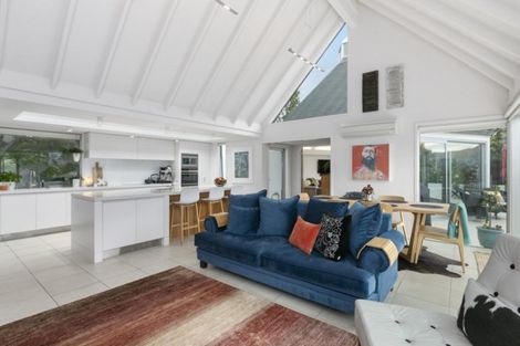 Photo of property in 751 Highgate, Maori Hill, Dunedin, 9010