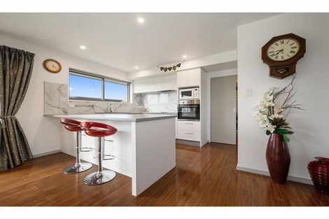 Photo of property in 37 Koura Drive, Rangiora, 7400