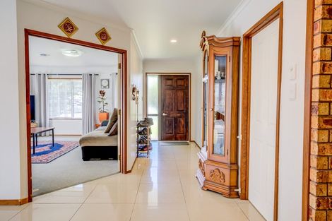 Photo of property in 1 Melfort Place, Nawton, Hamilton, 3200