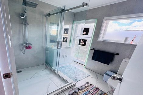 Photo of property in 2/33a Halsey Road, Manurewa, Auckland, 2102