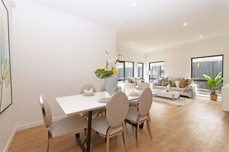 Photo of property in 209a Edmonton Road, Te Atatu South, Auckland, 0610